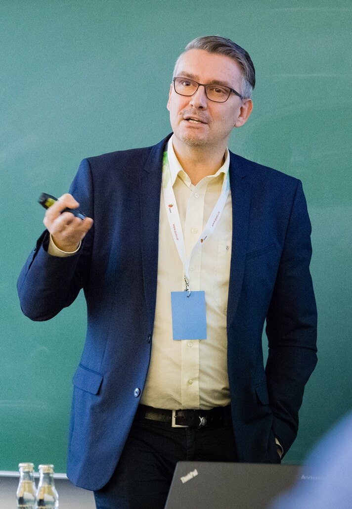 Portraitfoto von Prof. Dr.-Ing. Andreas Ittner
