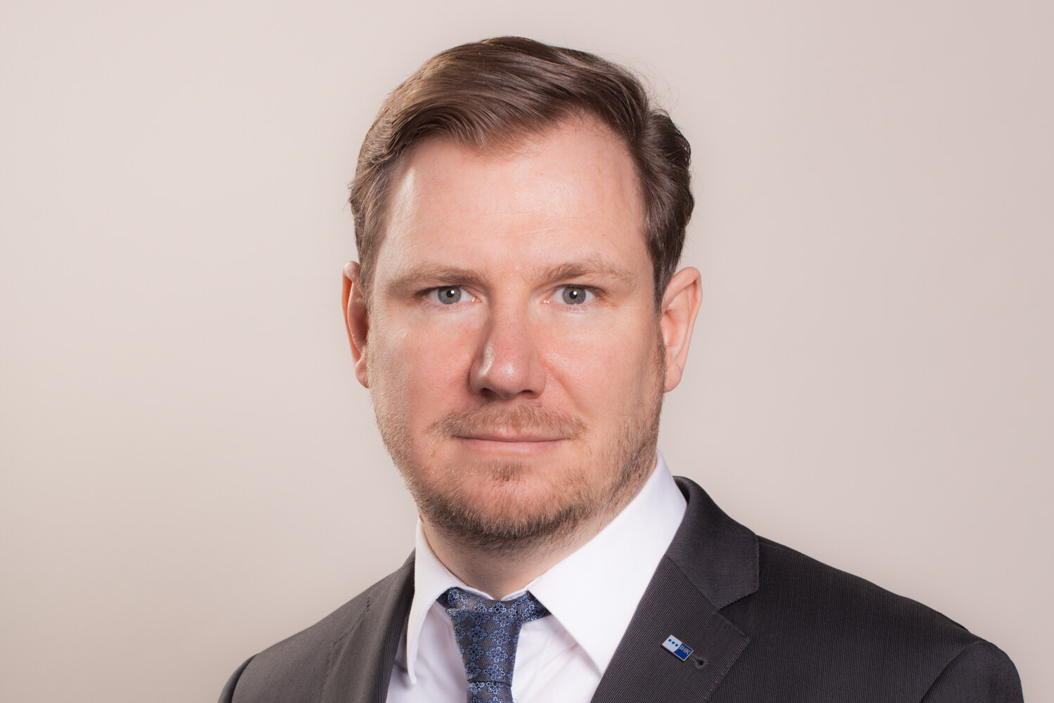 Portraitfoto von Christoph Neuberg